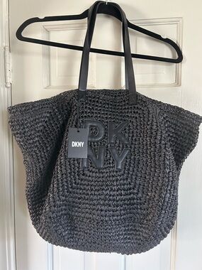 New DKNY Paloma Black Natural Weave with Stitched Logo Large Tote Bag MSRP $148